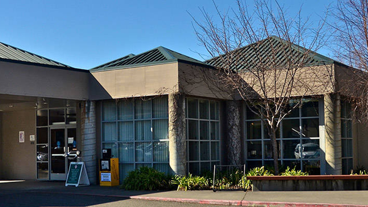 redwood memorial hospital